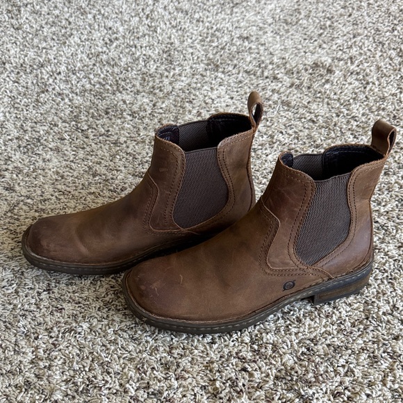 Born Men's Tan Leather Ankle Boots - Picture 2 of 9